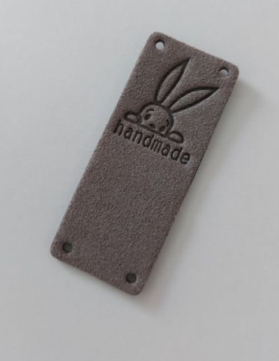 Semišový HandMade štítek - šedý